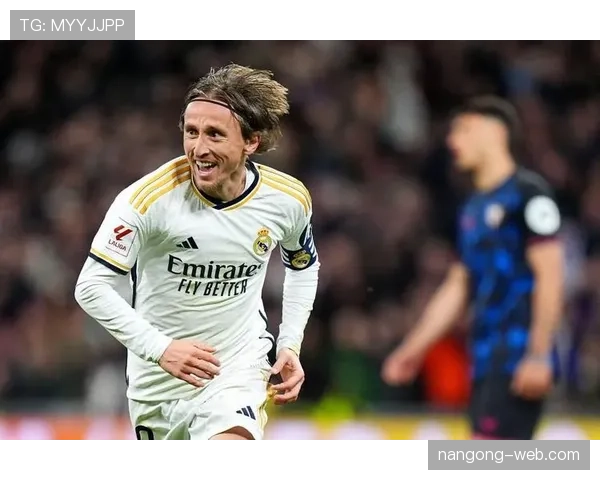 在控球体系下莫德里奇与克罗斯传球分布出现偏移