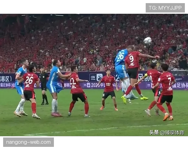 守门员扑点球规则拆解：哪些行为算违规会被判重罚？