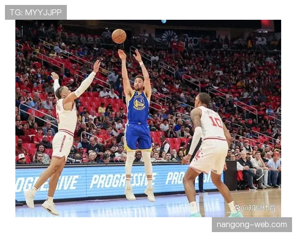 库里三分命中率拉开与汤普森差距 提升勇士关键决胜效率