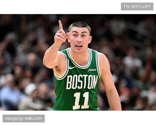 佩顿·普里查德突破创造机会提升球队关键时刻得分效率